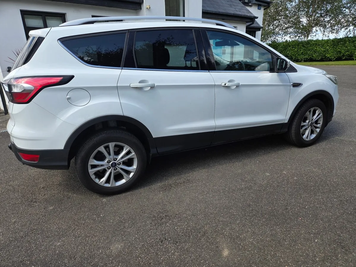 Ford Kuga 2018 - Image 4