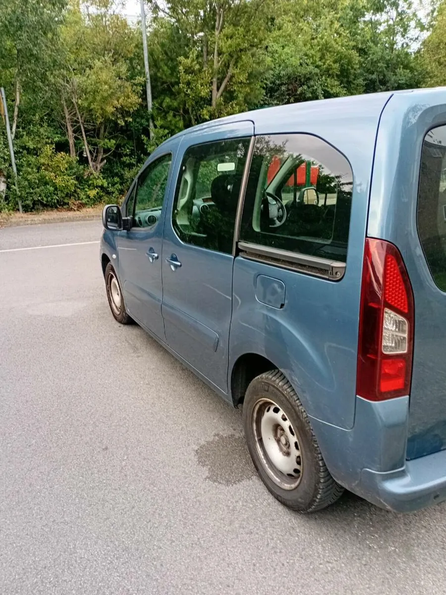 Peugeot partner AUTOMATIC nct and tax - Image 3