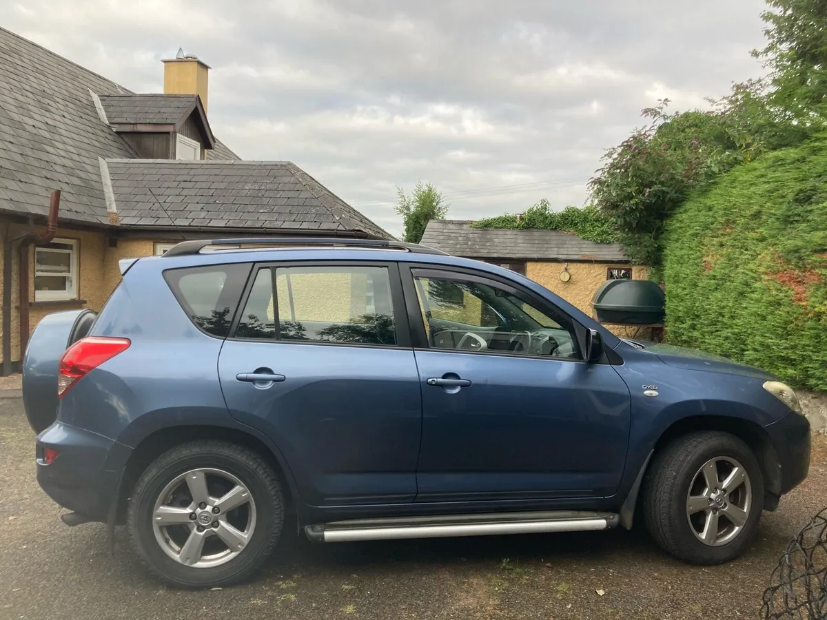 Rav 4 Jeep (with tow bar) - Image 1
