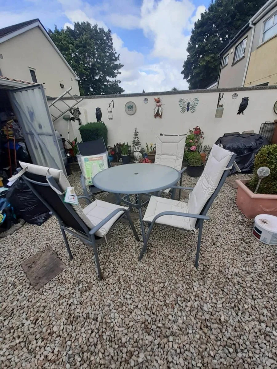 Garden patio set