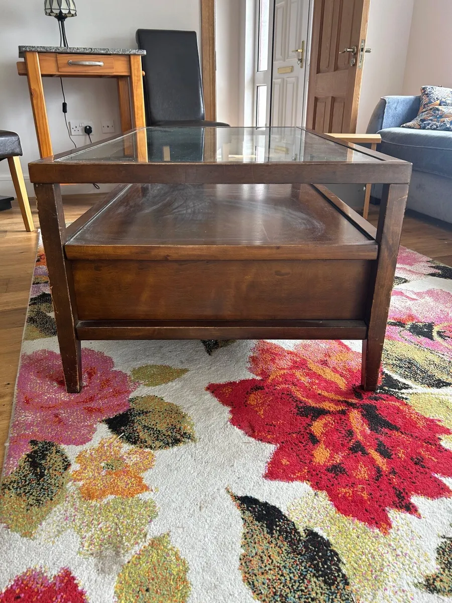 Matching Living Room Tables - Image 3