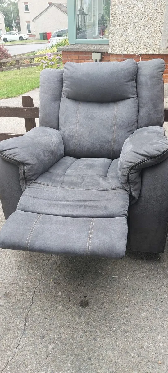 Twin Recliner Chairs for Sale - Image 2