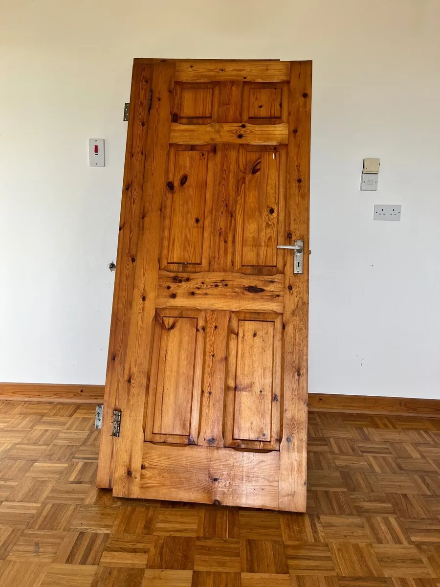 Pine Timber Interior doors - Image 3