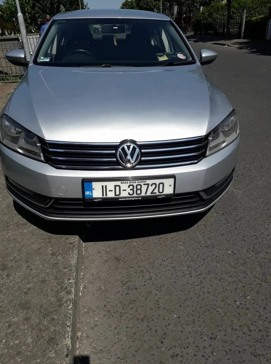 Volkswagen Passat 2011 - Image 1