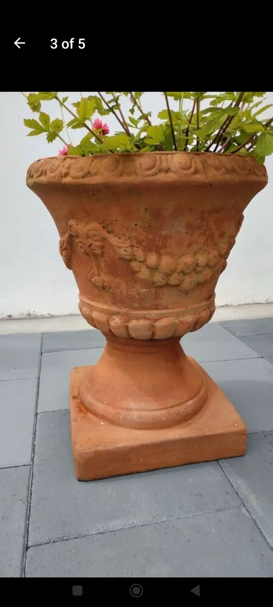 Large Italian terracotta urn planters - Image 2
