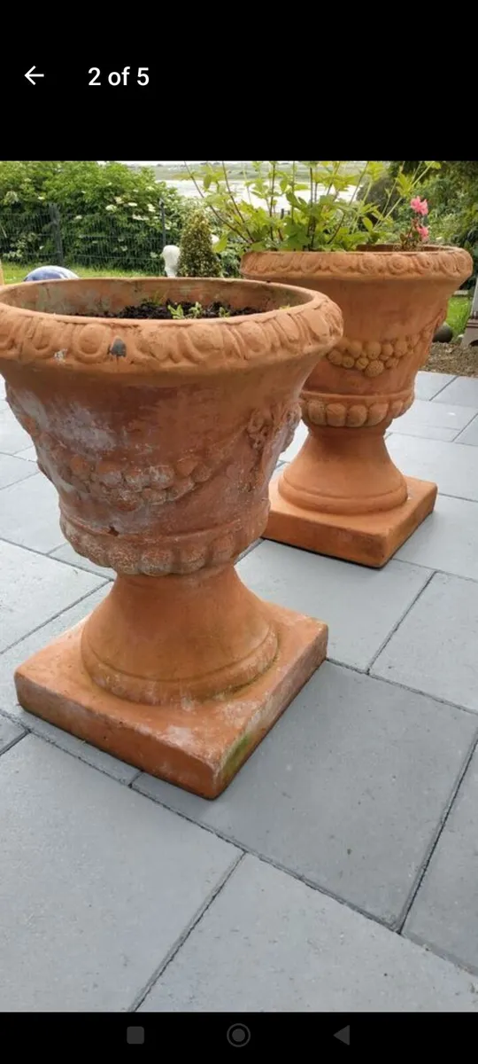 Large Italian terracotta urn planters - Image 3