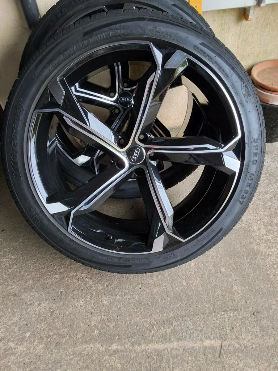 Alloy wheels New with New tyres - Image 1
