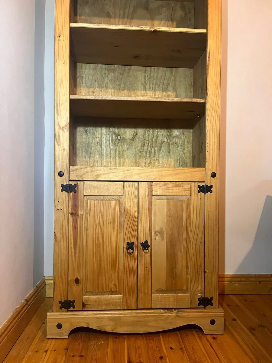 Dresser - Image 2