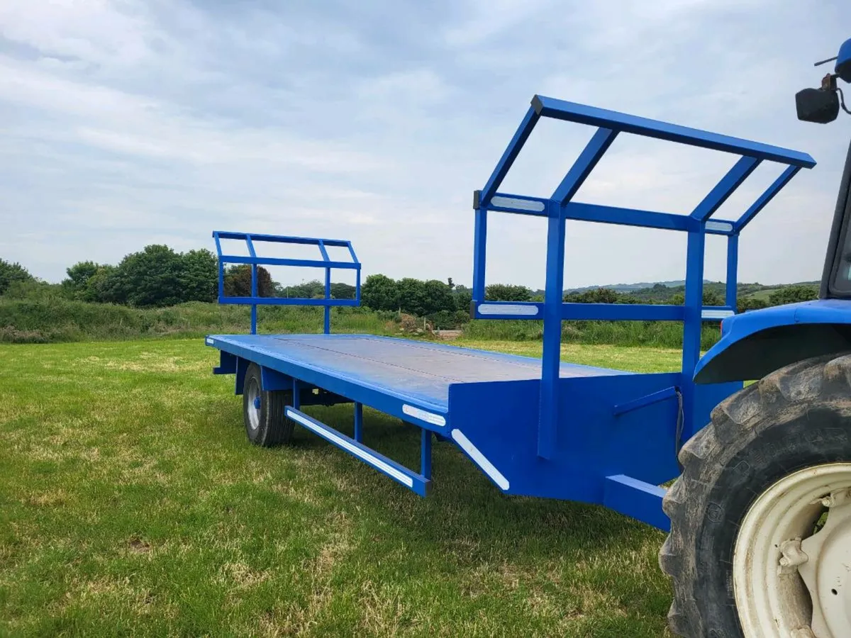 Bale trailer - Image 2