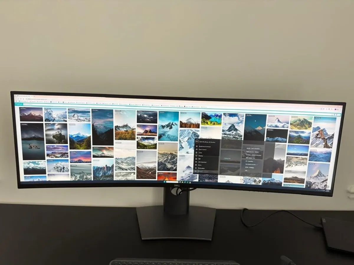 Dell U4919DW UltraSharp 49" Curved Monitor - Image 3
