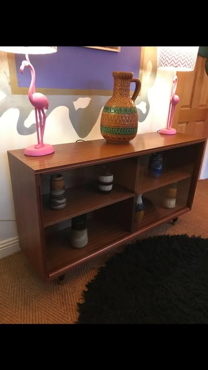 Mid century glass fronted sideboard/cabinet - Image 2