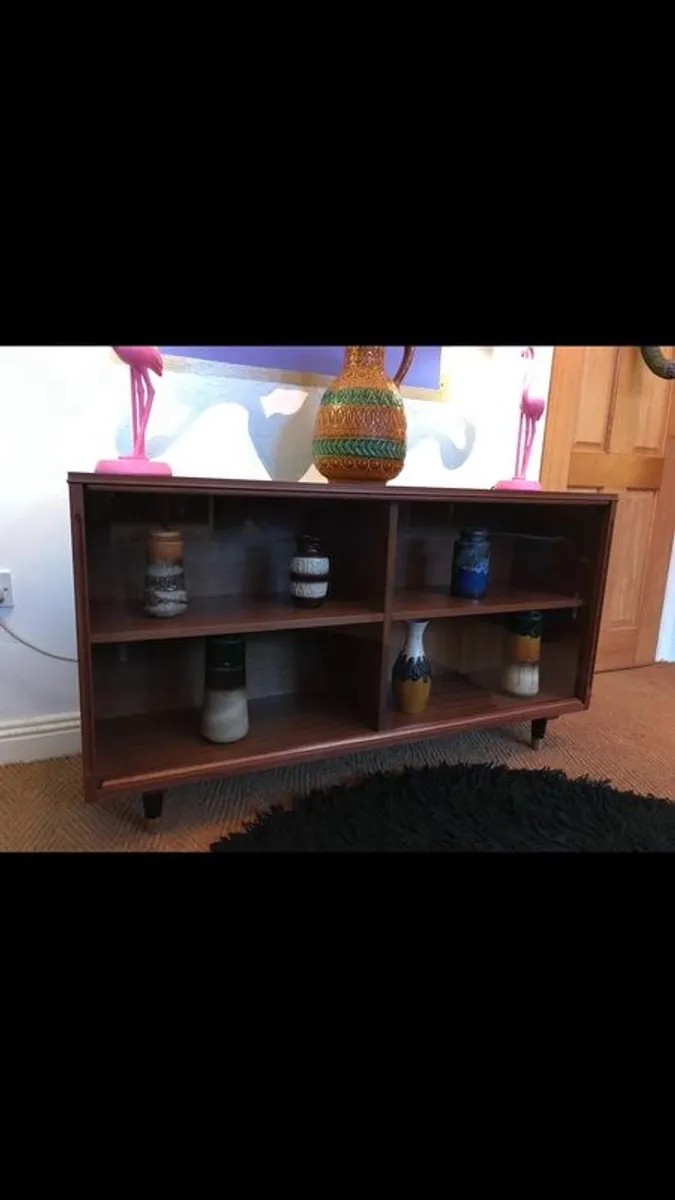 Mid century glass fronted sideboard/cabinet - Image 4