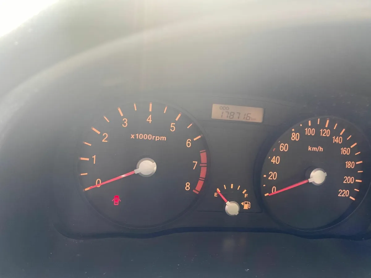 Kia Rio 2007 - Image 4