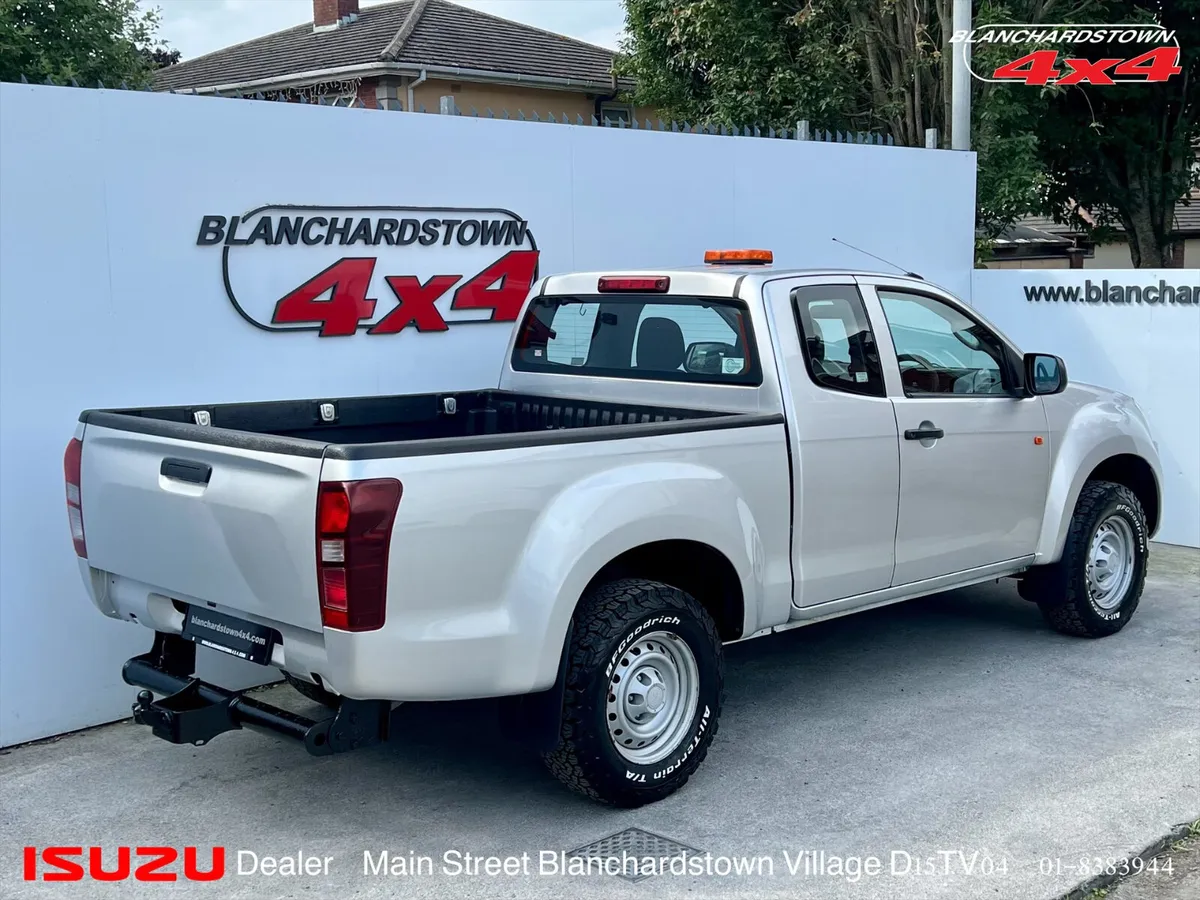 ISUZU DMAX SPACE CAB VATQ 4x4 FINANCE AVAILABLE - Image 2