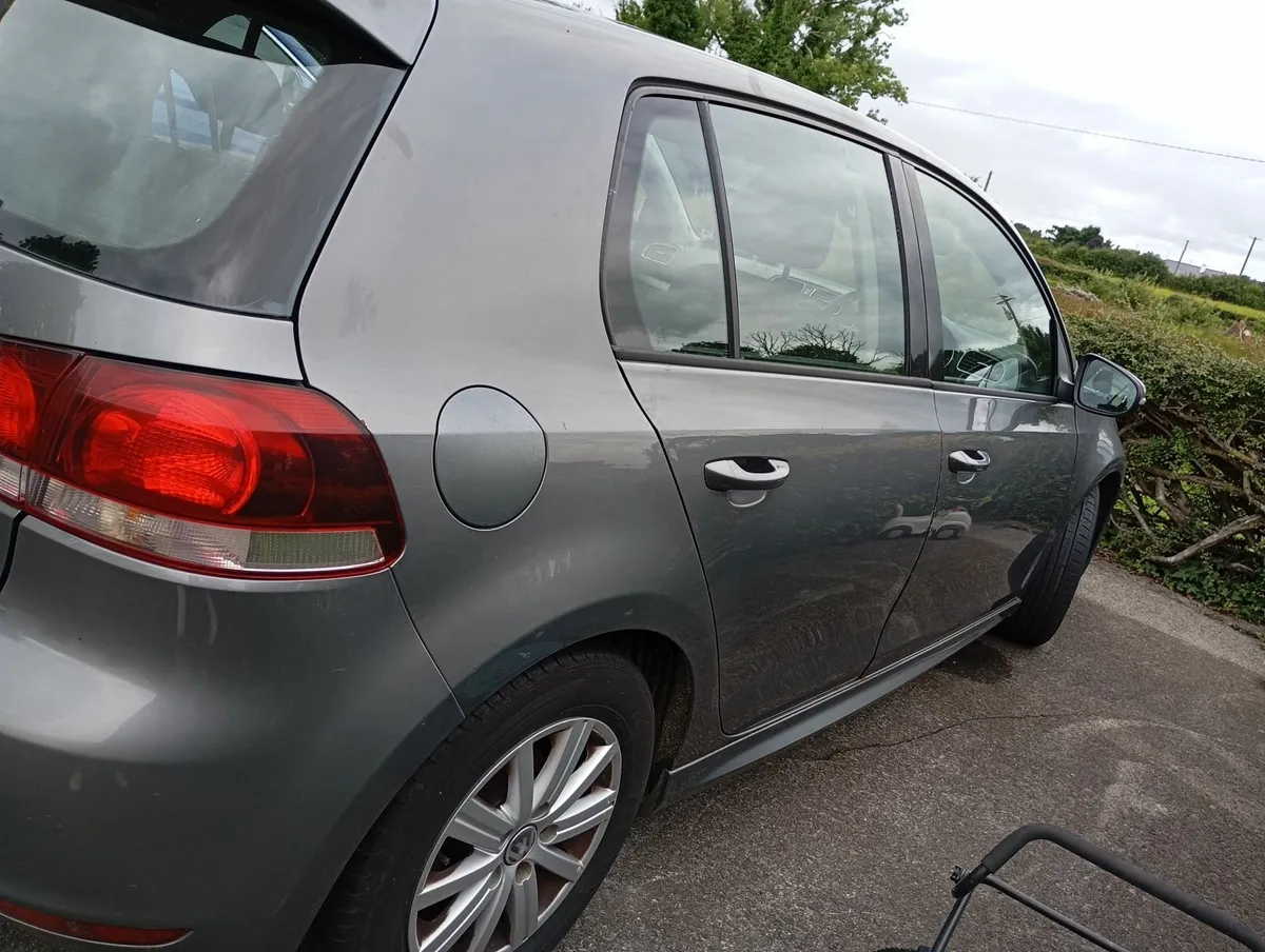 Volkswagen Golf 2012 - Image 4