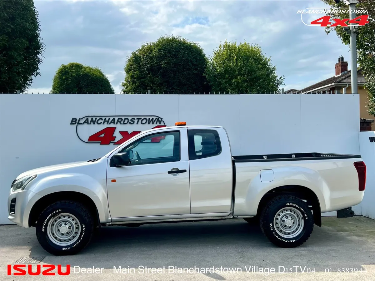 ISUZU DMAX SPACE CAB VATQ 4x4 FINANCE AVAILABLE - Image 3