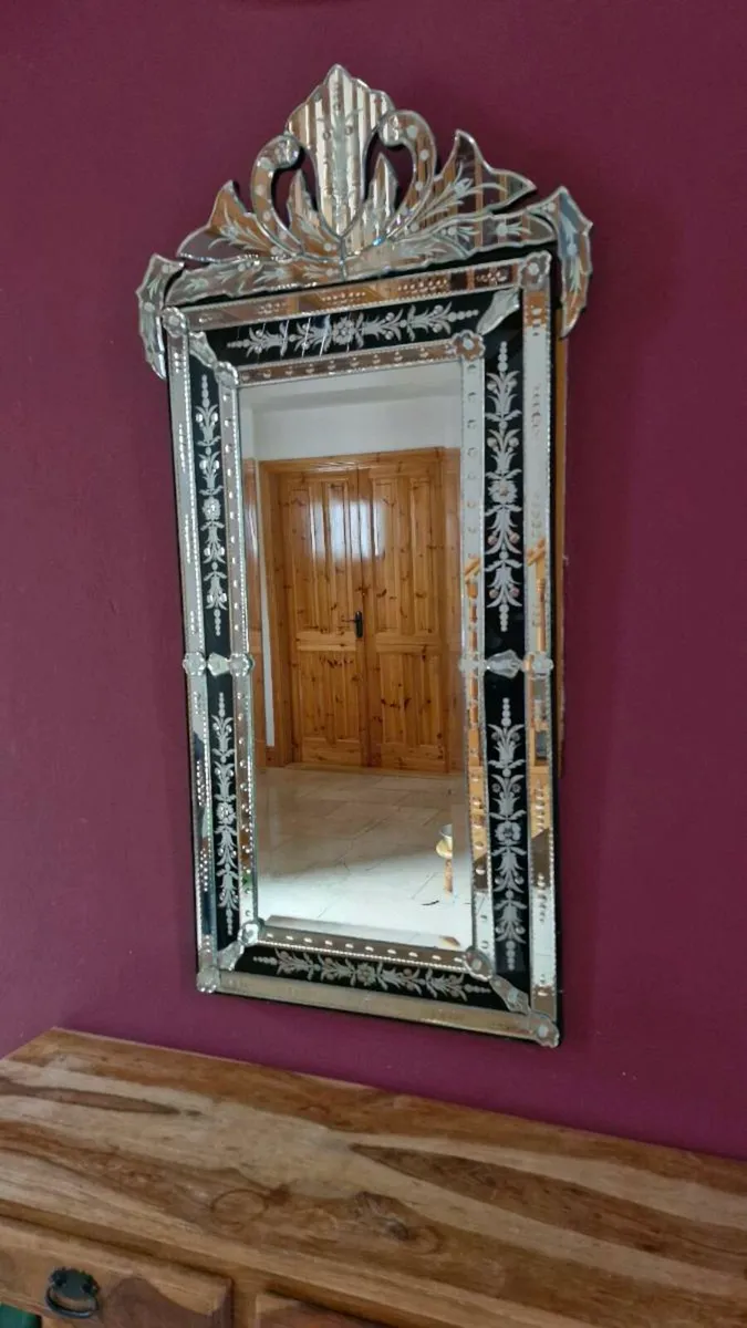 Venetian Mirror - Image 1