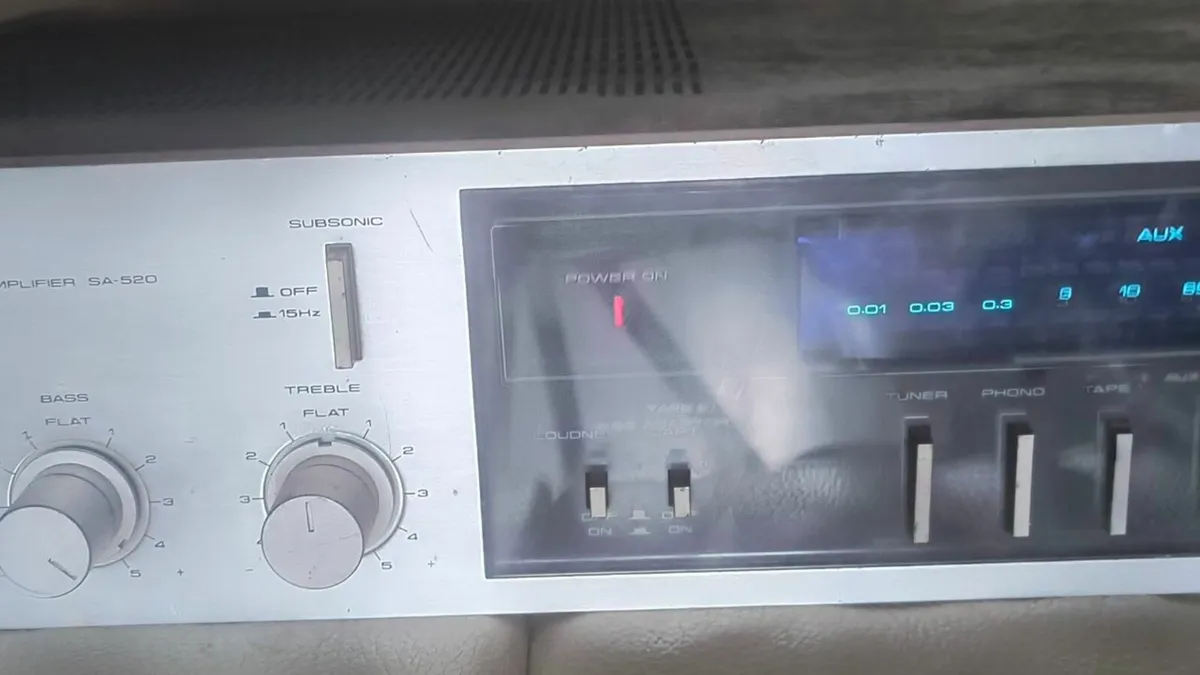 Pioneer SA-520 Stereo Integrated Amplifier JAPAN - Image 3