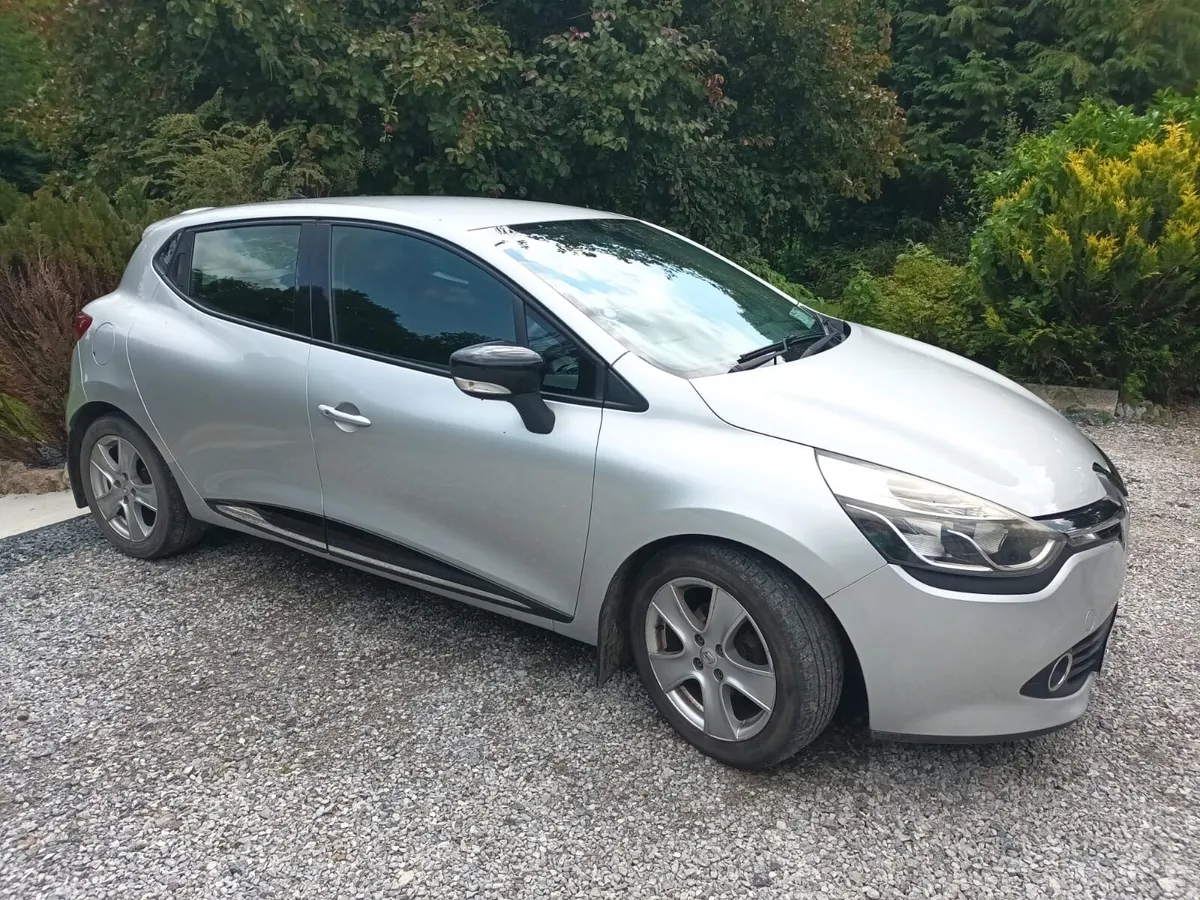 Renault Clio 1.1L - NEW NCT - LOW KMS - Image 2