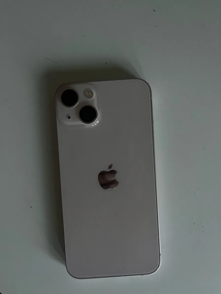 iPhone 13 pink - Image 1