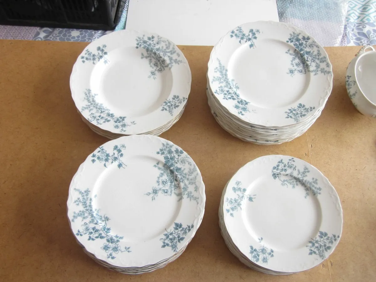Victorian  Dinner Service Maud Pattern Pearlware - Image 4