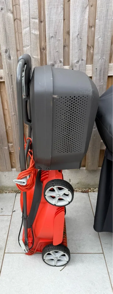 Flymo Lawnmower - Image 4