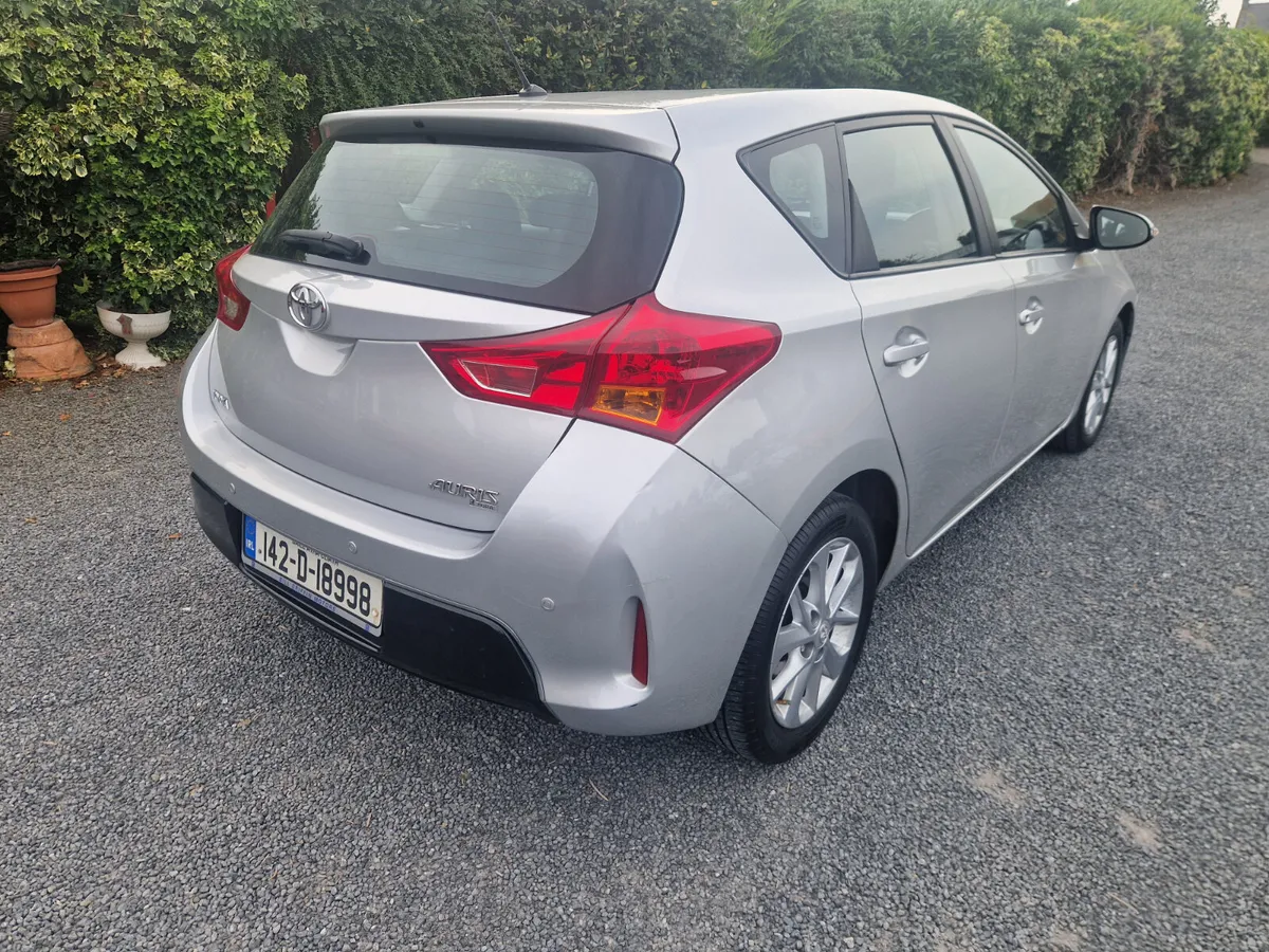 Toyota Auris 1.4 D4D AURA 2014 - Image 4
