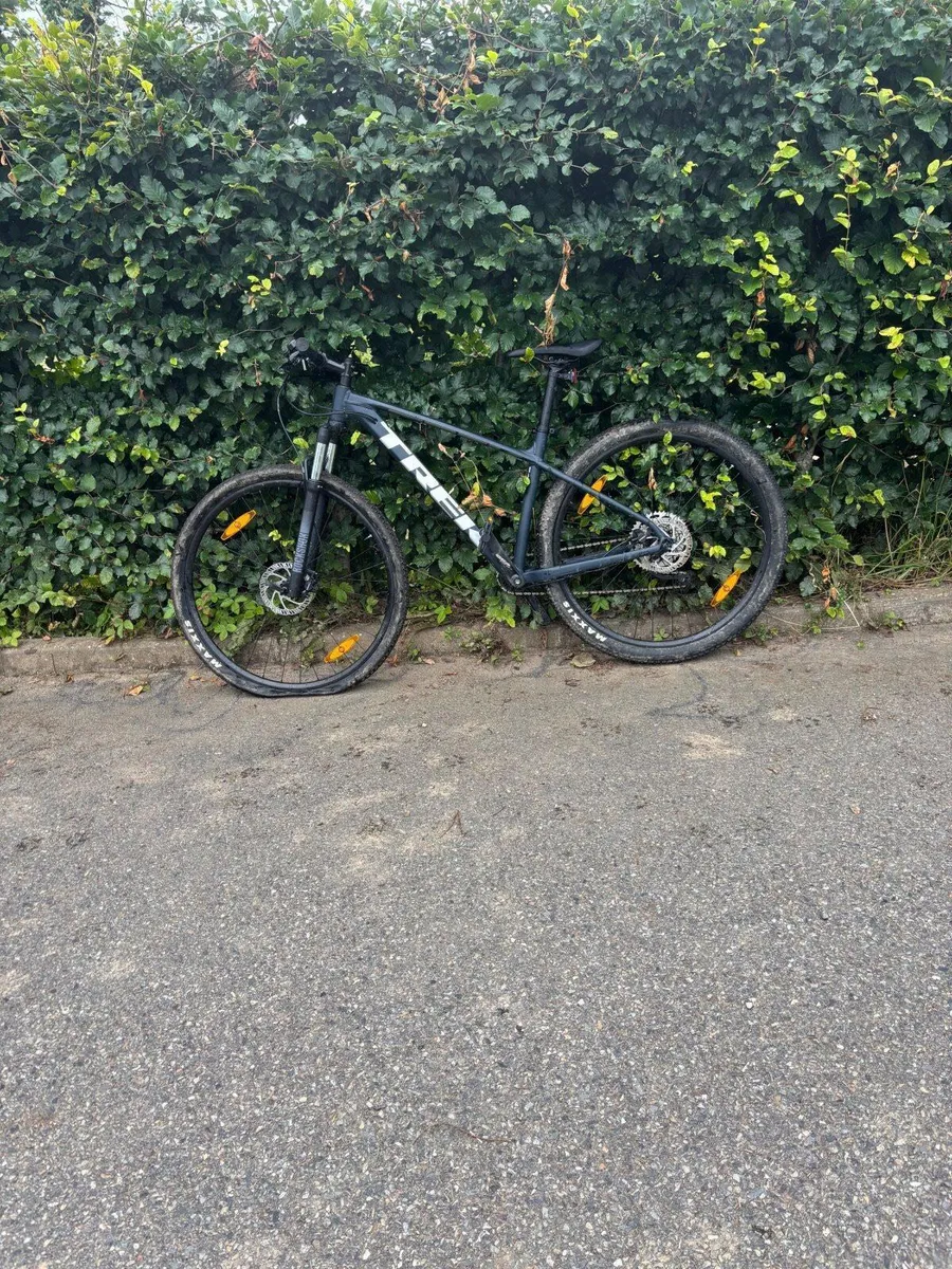 Mountain Bike - Image 4