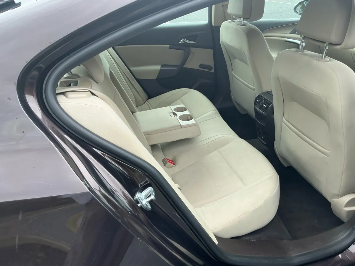 2011 Opel Insignia 2.0 cdti - Image 4