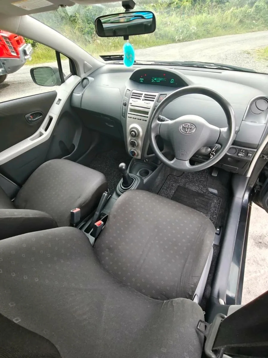 Toyota Yaris - Image 4