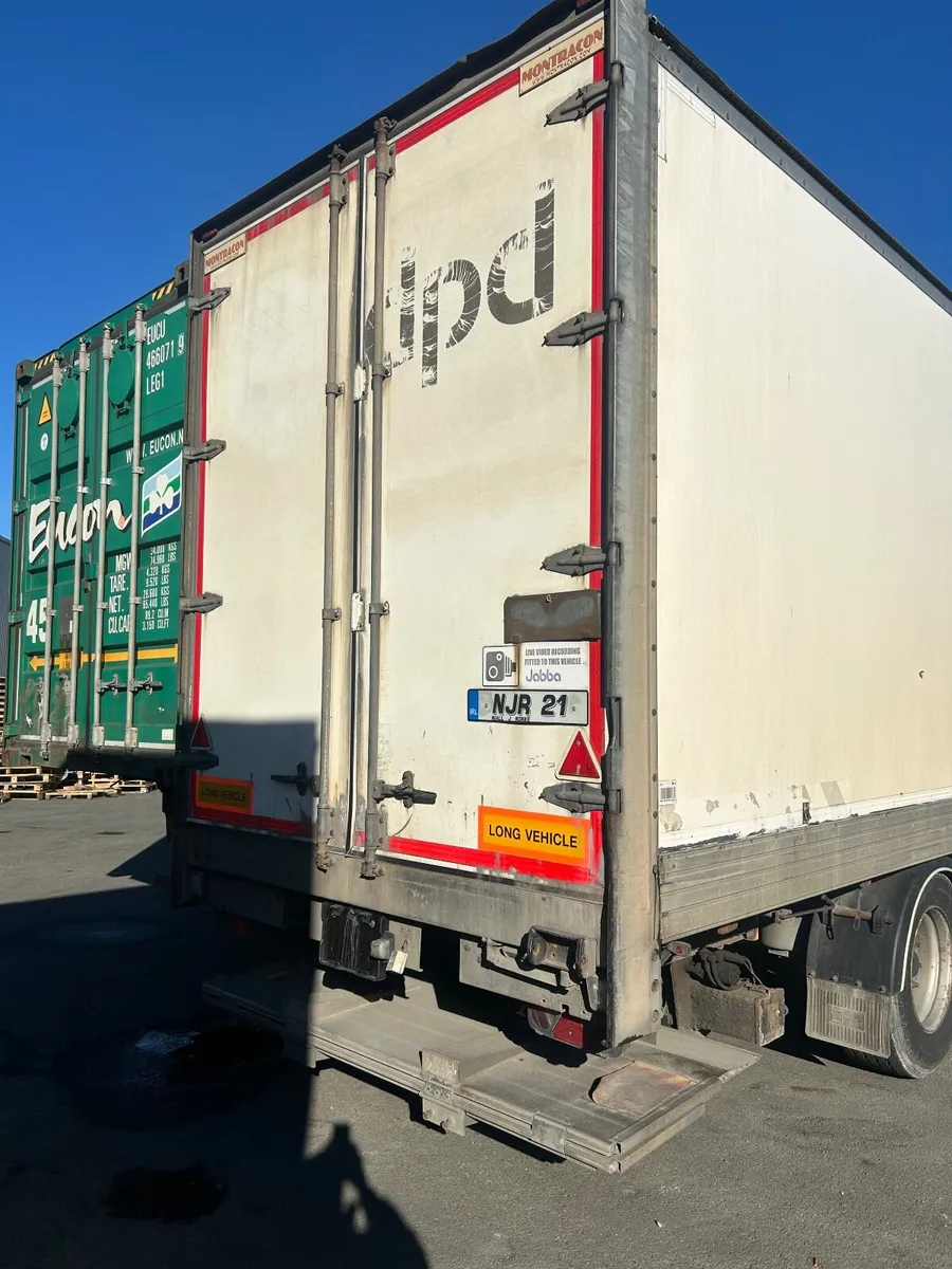 Truck - Image 4