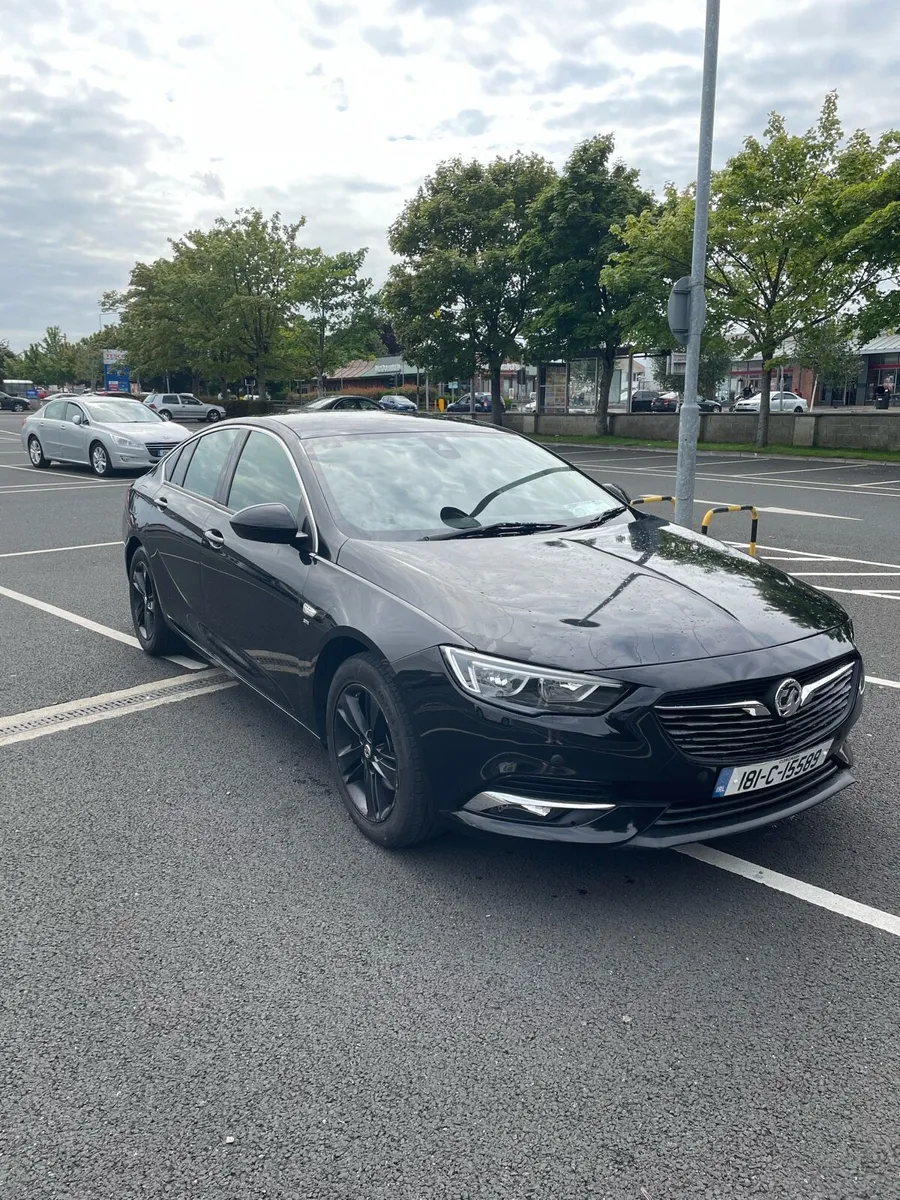 Opel Insignia Grand Sport 1.5 SRi - Image 1