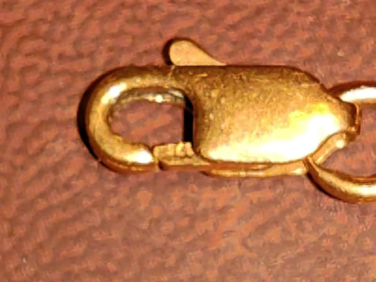 CHUNKY T-BAR, 9CT Solid Gold 8.72 Gram Bracelet ! - Image 4