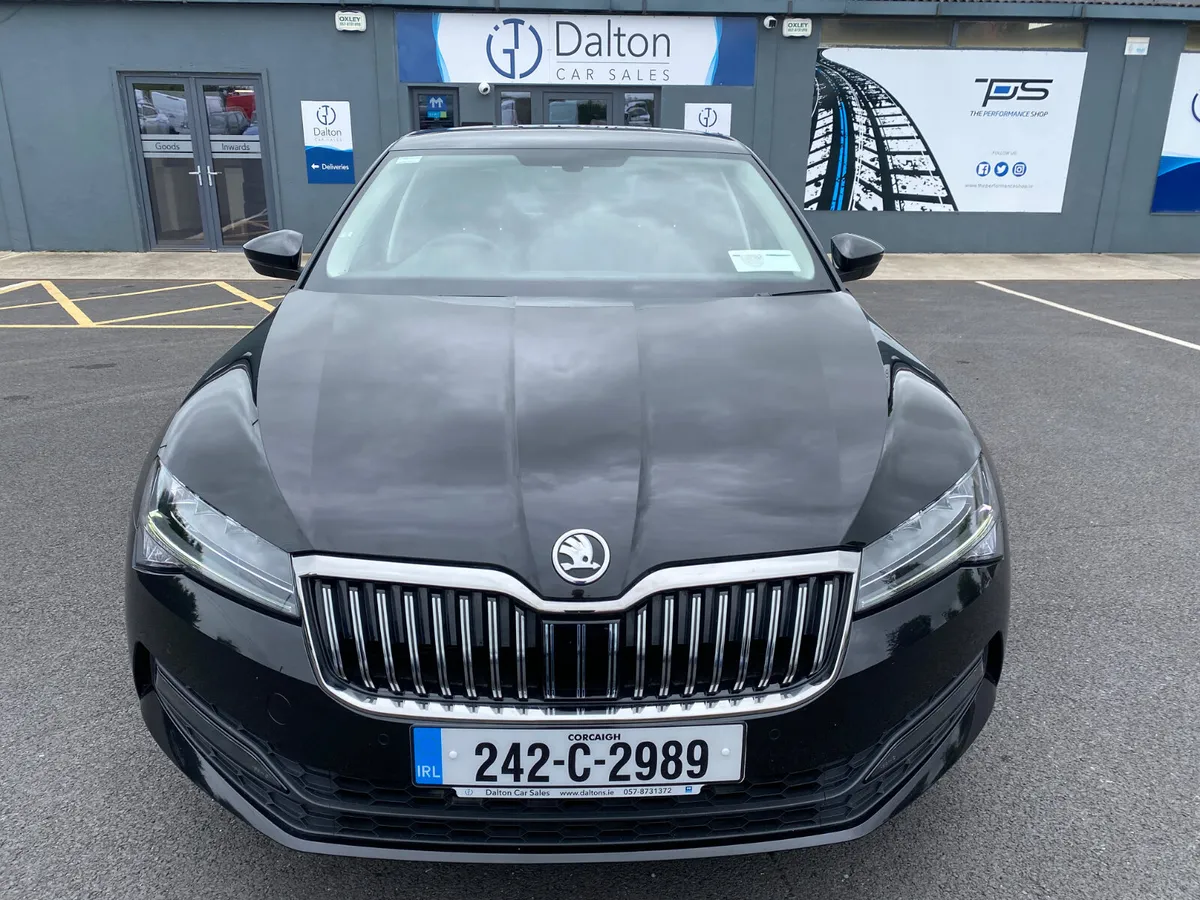 SKODA SUPERB AMBITION DSG AUTO 2024 (242) - Image 3