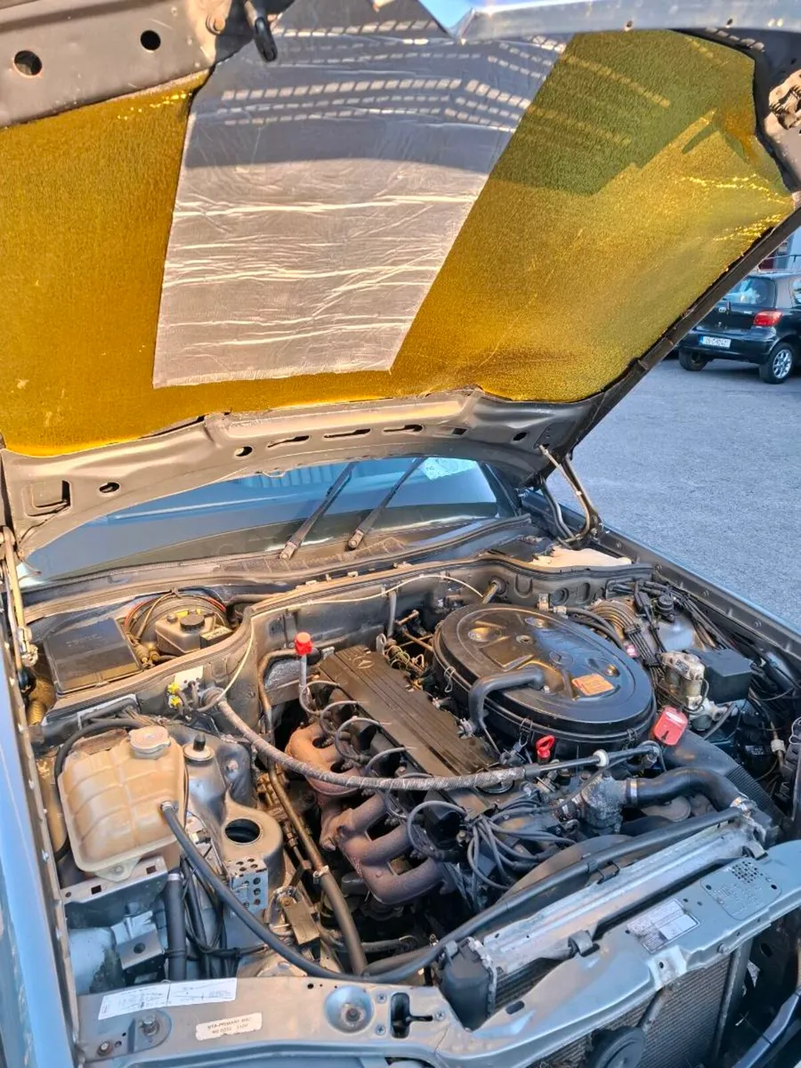 Car - Image 3