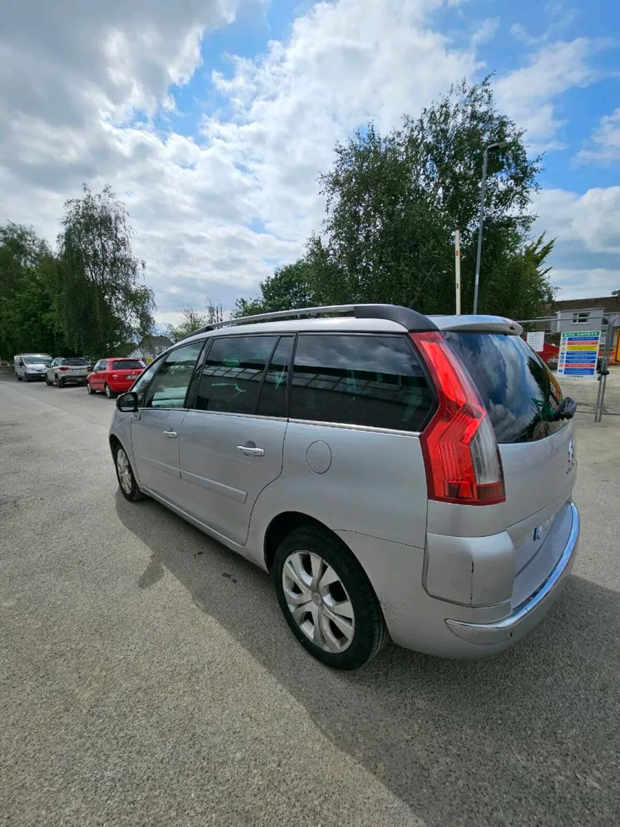 Grand C4 Picasso 7 seater top spec fresh NCT - Image 4