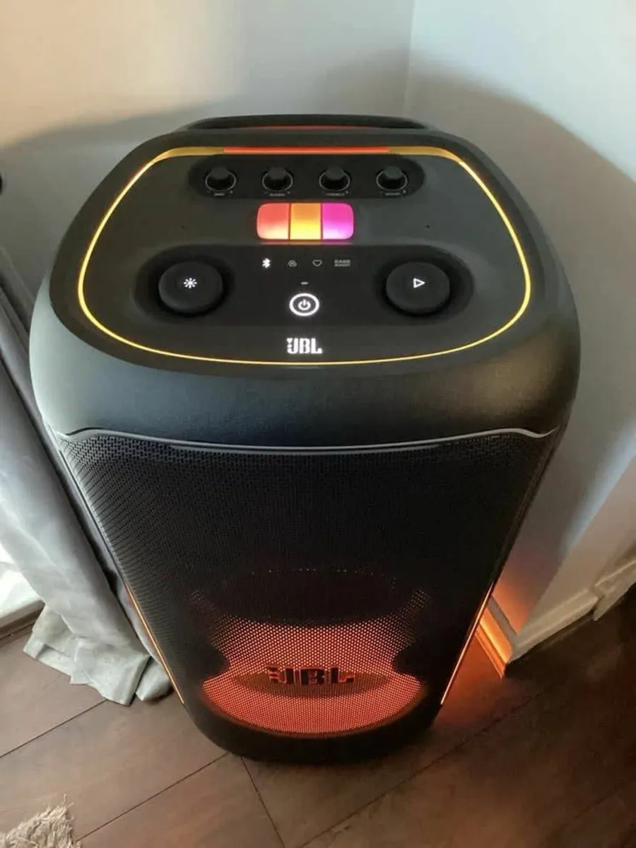 JBL PartyBox Ultimate portable speaker - Image 3