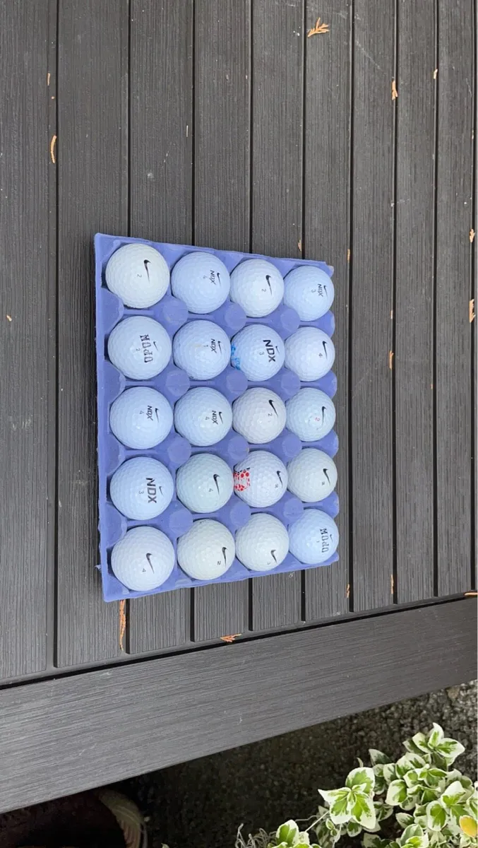 20 Nike Golf Balls