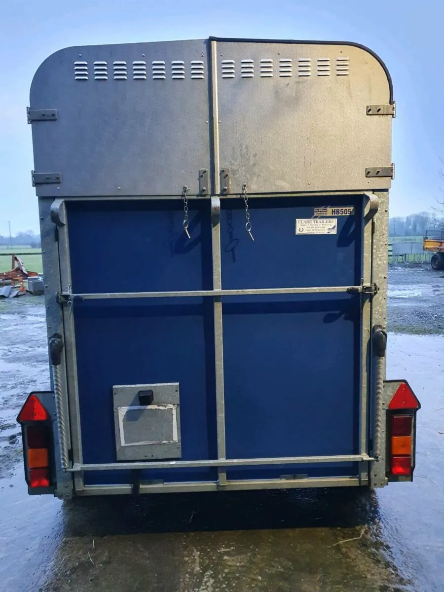 Horse Box - Image 4