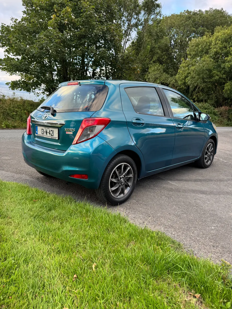 131 Toyota Yaris Sport.. NCT 07/26 - Image 4