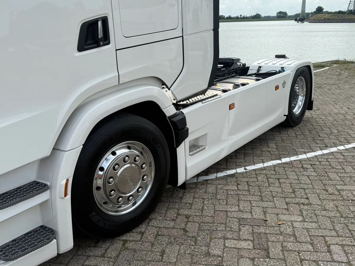 Scania 590S LHD - Image 2