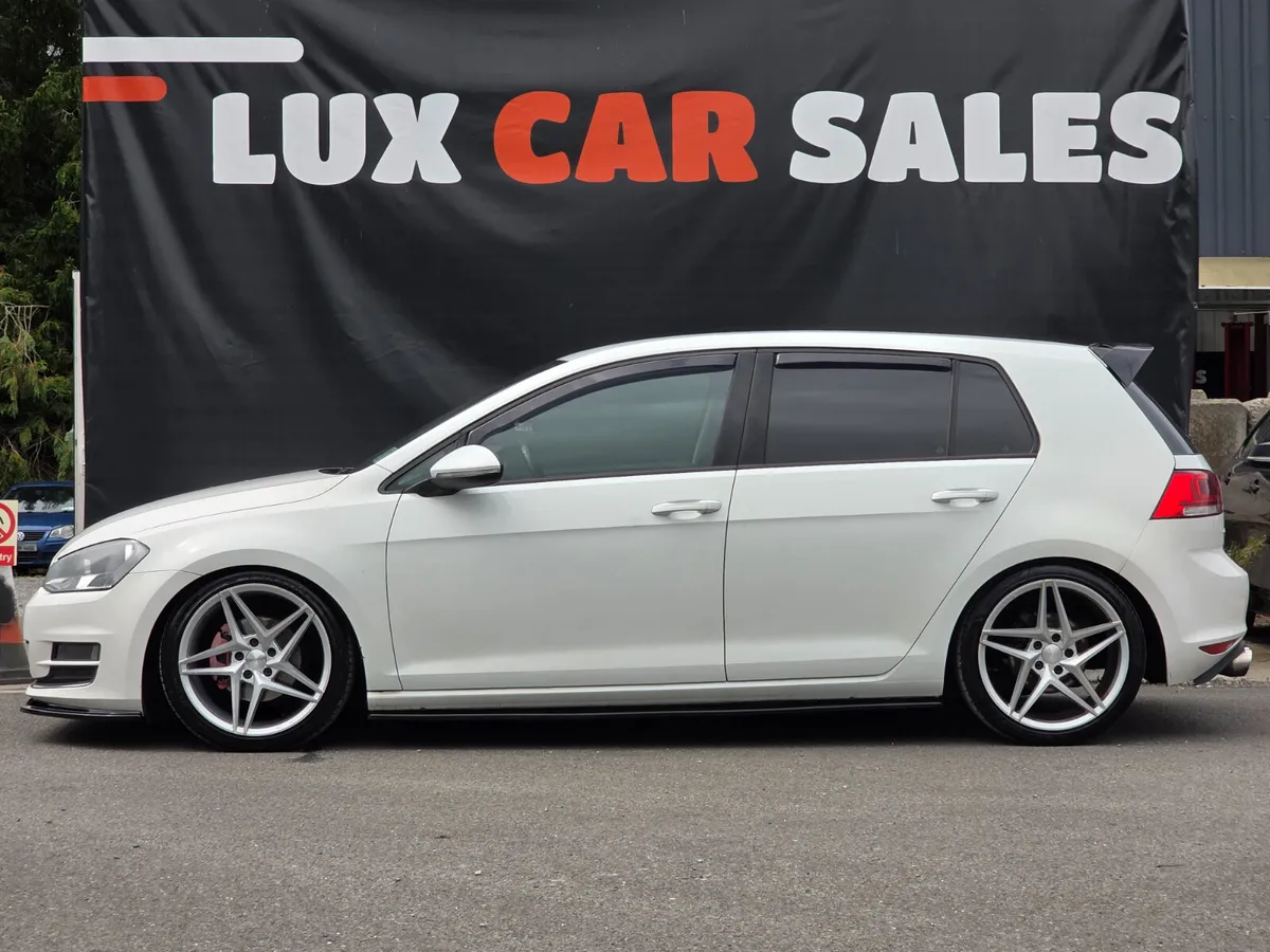 2014 Volkswagen Golf 1.6 TDI HIGHLINE - Image 3