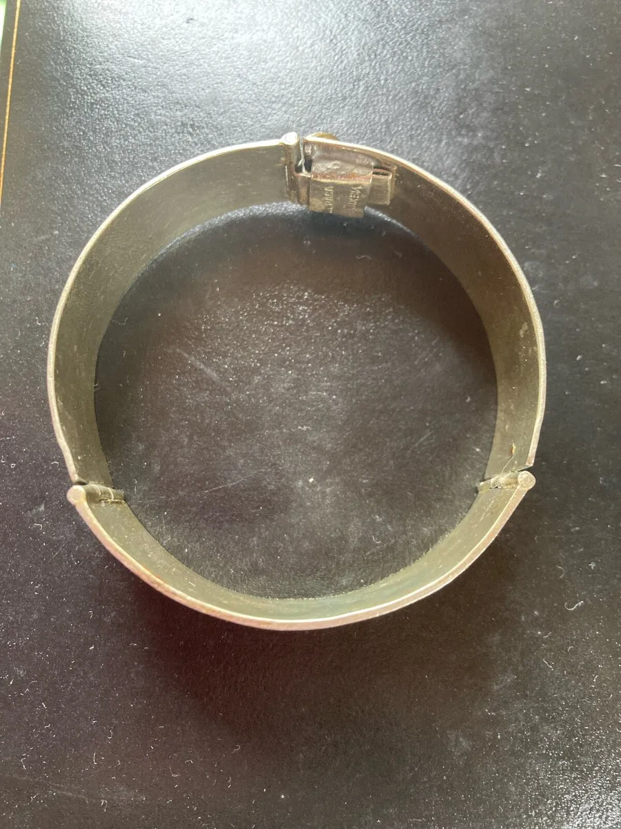Handmade Mexican solid silver bangle - Image 2