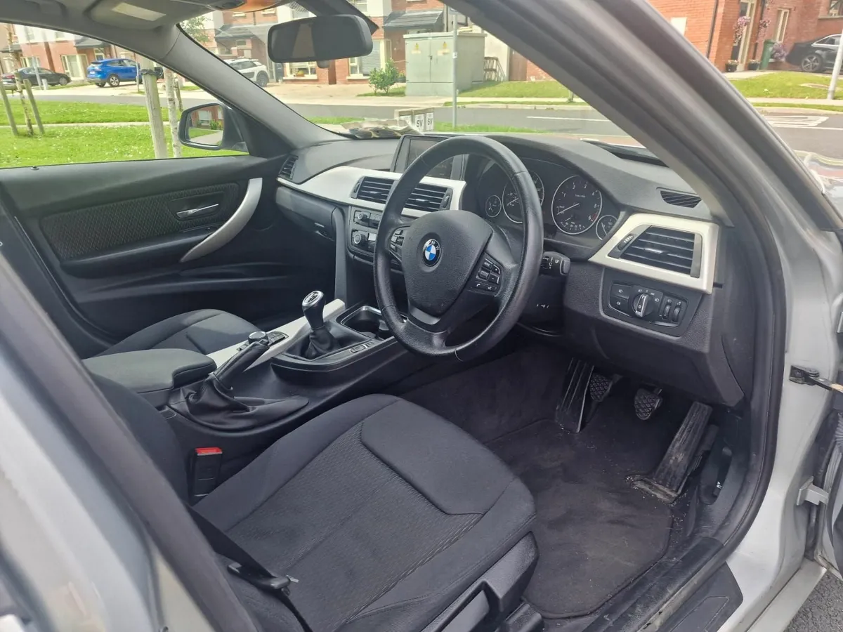 BMW 3-Series 2015 new NCT TAX till February 26 - Image 4