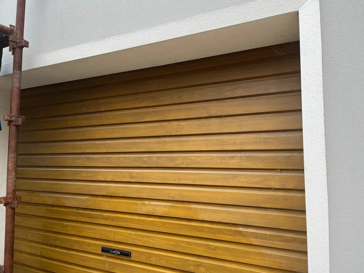 Roller Garage door - Image 2