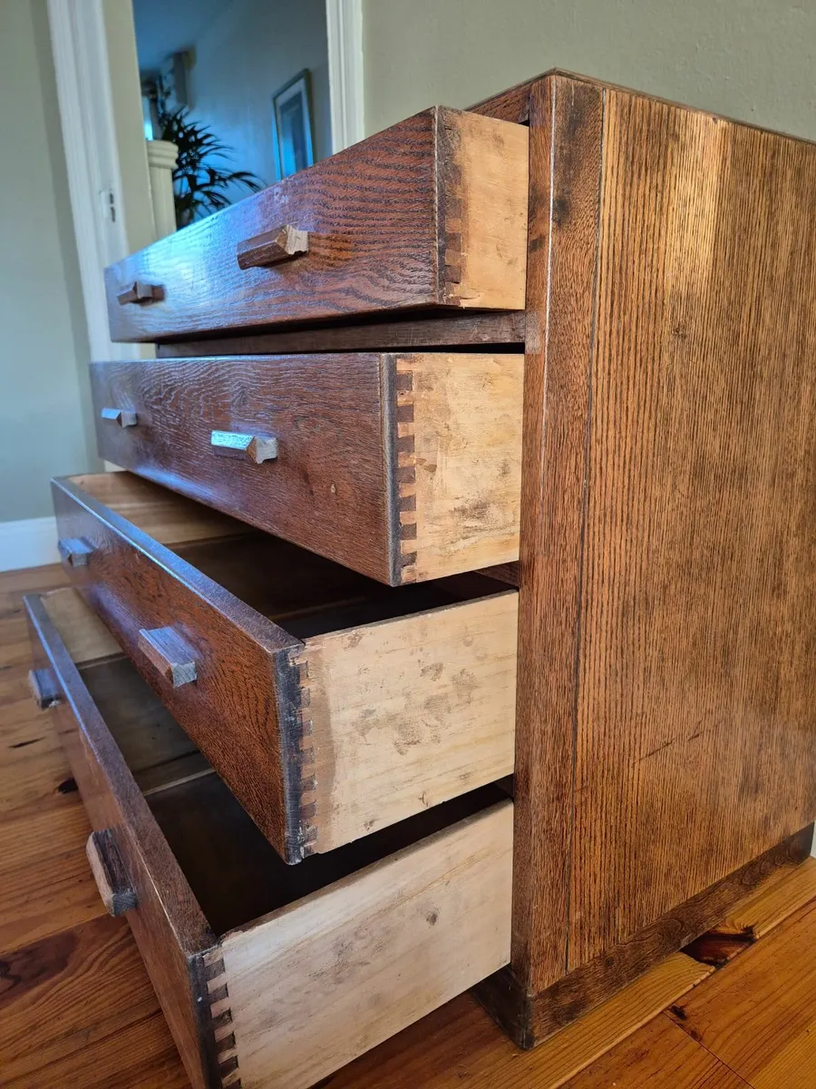 Vintage chest of drawers - Image 2
