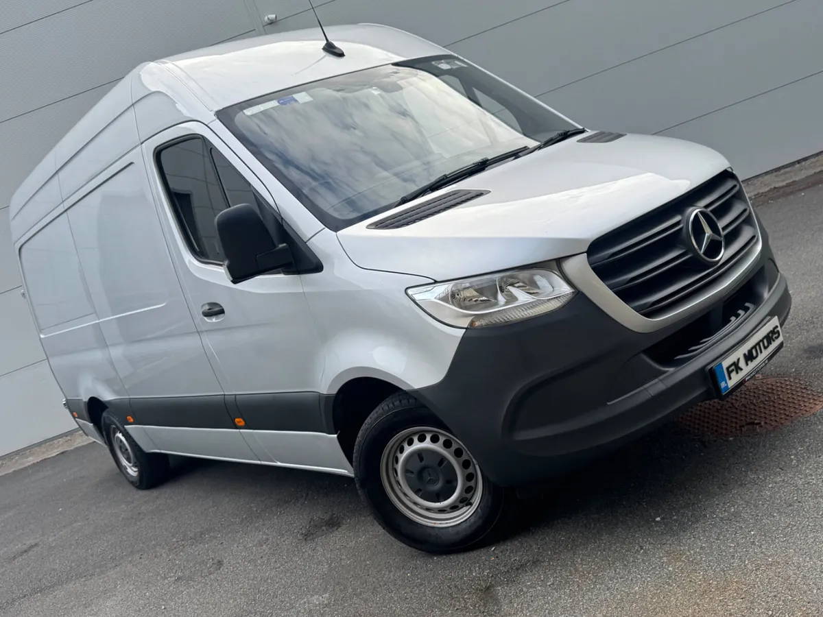 Mercedes-Benz Sprinter 2022 MWB - Image 1