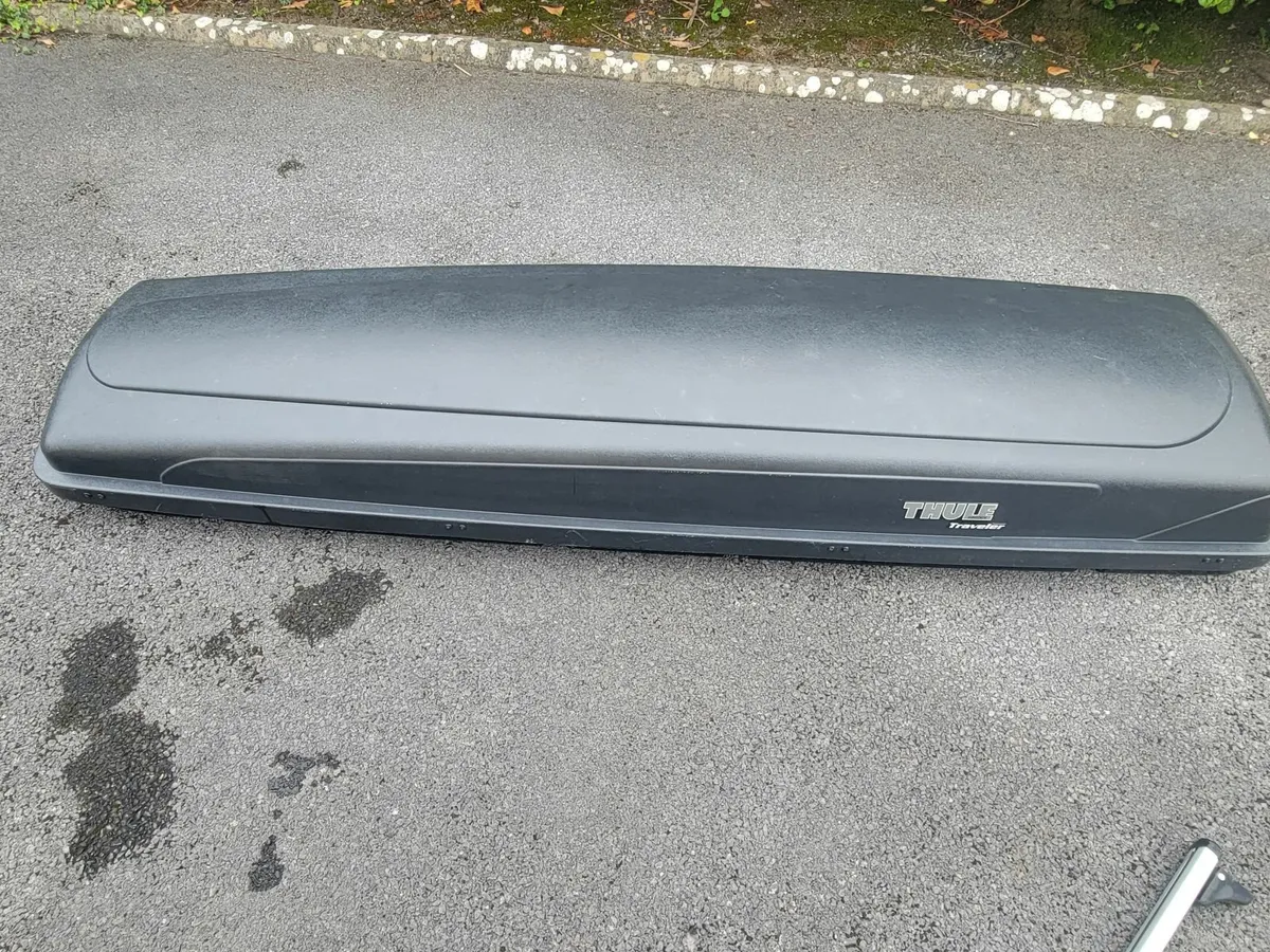 Thule Roof Box & Nordrive Roof Rails - Image 2