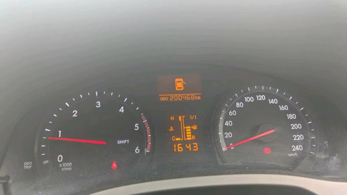 Toyota Avensis D4D - Image 2
