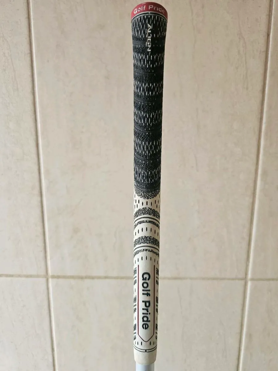 SRIXON ZX MK II 19 degree hybrid

Tour ad shaft 85 - Image 2